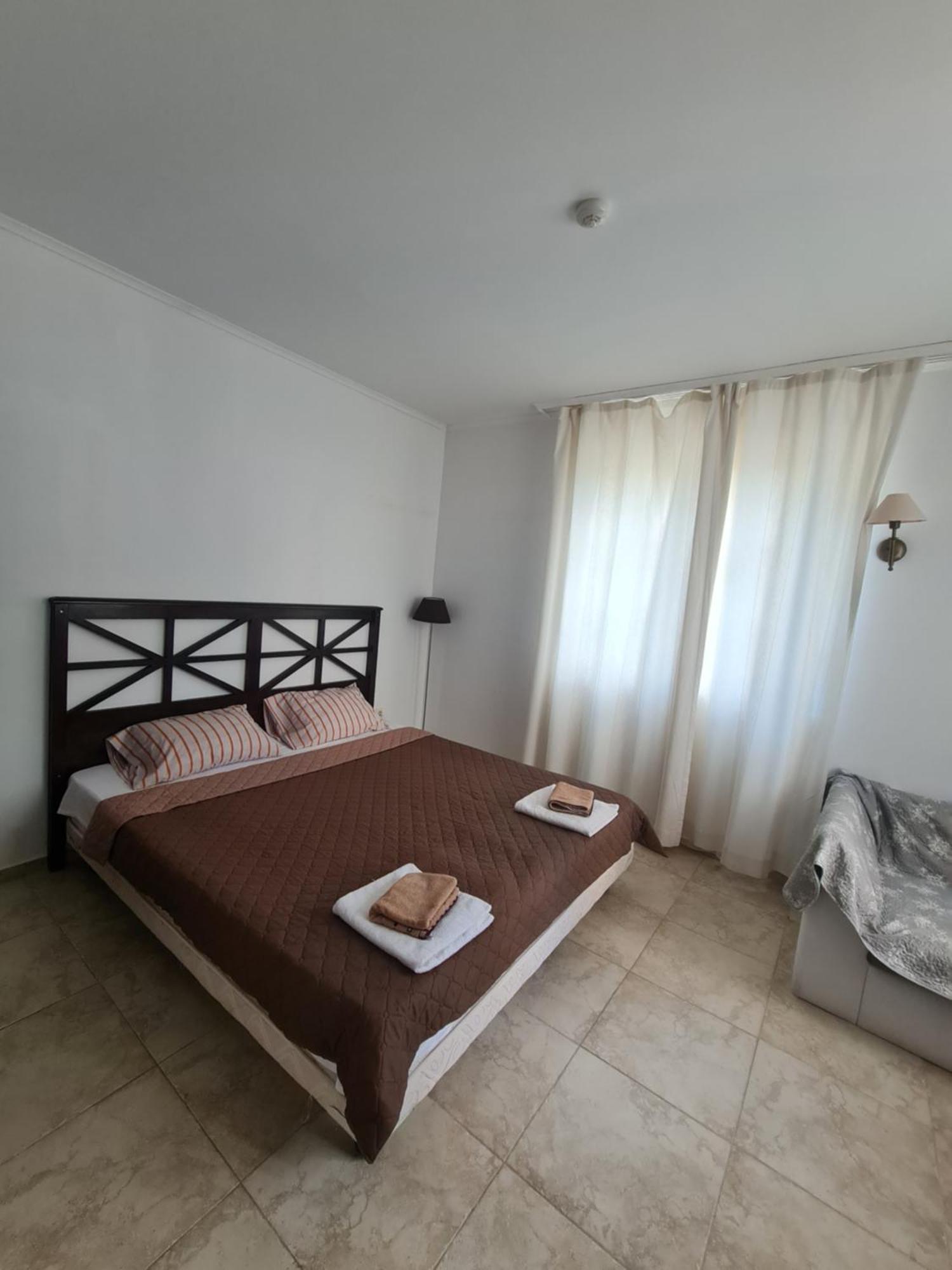 Apartment Almi - The Cliff Обзор Екстериор снимка